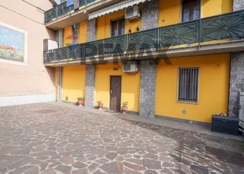 Edificio all\'aperto - Bilocale via Papa Giovanni XXIII
 
55, Madone - foto 19