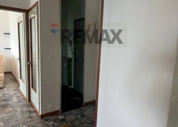 Hall / corridoio - Trilocale via cornasola 16, Lovere - foto 11