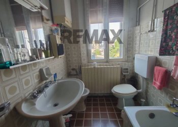 Bagno - Trilocale piazza papa giovanni
 
2, Copparo - foto 15