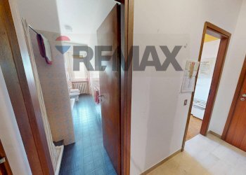Hall / corridoio - Apartment Piazzale Francesco Petrarca
 
3, Ferrara - photo 15
