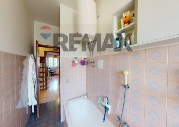 Bagno - Apartment Piazzale Francesco Petrarca
 
3, Ferrara - photo 16