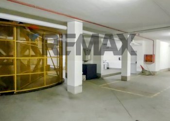 Parcheggio - Two-room apartment via del teatro
 
12, Pavia - photo 9