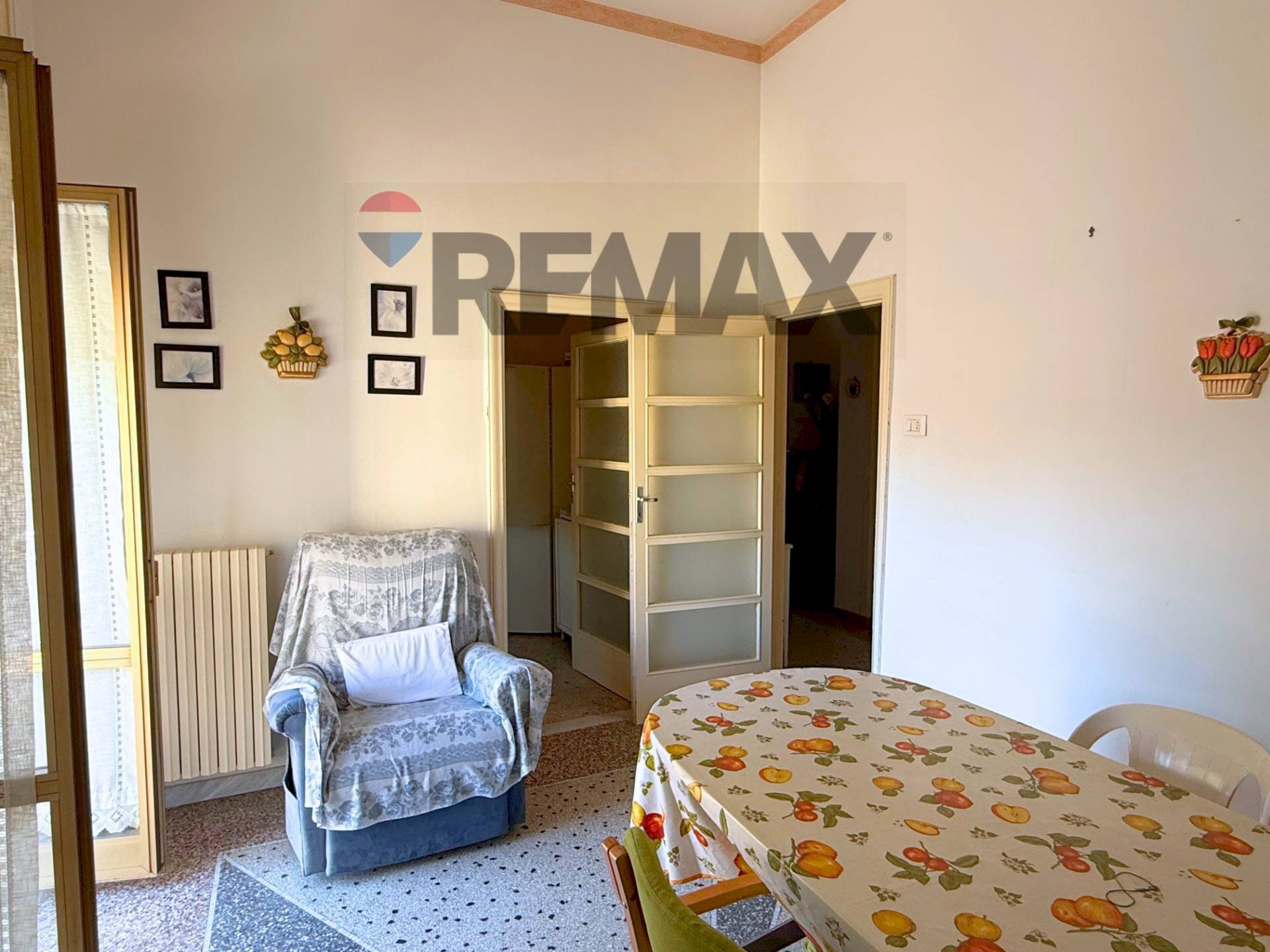 Sala da pranzo - Quadrilocale Via Amicangelo Ricci
 
55, Foggia - foto 3
