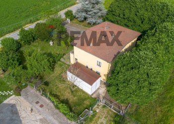 Casa all\'aperto - Casa indipendente Località  San Faustino
 
15, Fidenza - foto 8