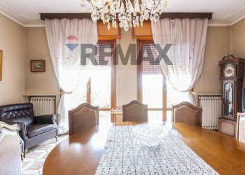 Sala da pranzo - Casa indipendente Località  San Faustino
 
15, Fidenza - foto 14