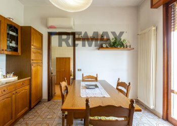 Sala da pranzo - Casa indipendente Località  San Faustino
 
15, Fidenza - foto 39