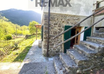 Casa all\'aperto - Casa indipendente Via Fiume
 
29, Castiglione Chiavarese - foto 23