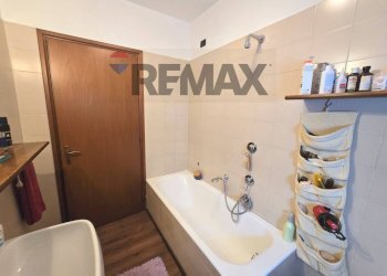 Bagno - Quadrilocale Via Fratelli Fraschini
 
7, Milano - foto 30