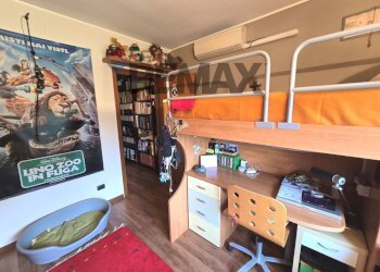 Camera / camera da letto - Quadrilocale Via Fratelli Fraschini
 
7, Milano - foto 32