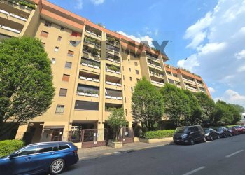 Edificio all\'aperto - Quadrilocale Via Fratelli Fraschini
 
7, Milano - foto 43