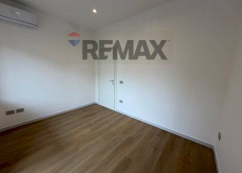 Stanza vuota - Trilocale Viale Colli Aminei
 
38, Napoli - foto 8