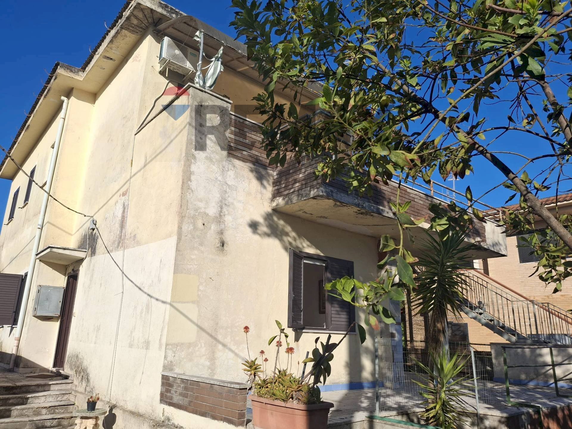 Edificio all\'aperto - Three-room apartment Via Cristoforo Colombo
 
165, Minturno - photo 1