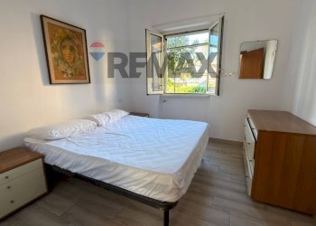 Camera / camera da letto - Three-room apartment Via Cristoforo Colombo
 
165, Minturno - photo 5
