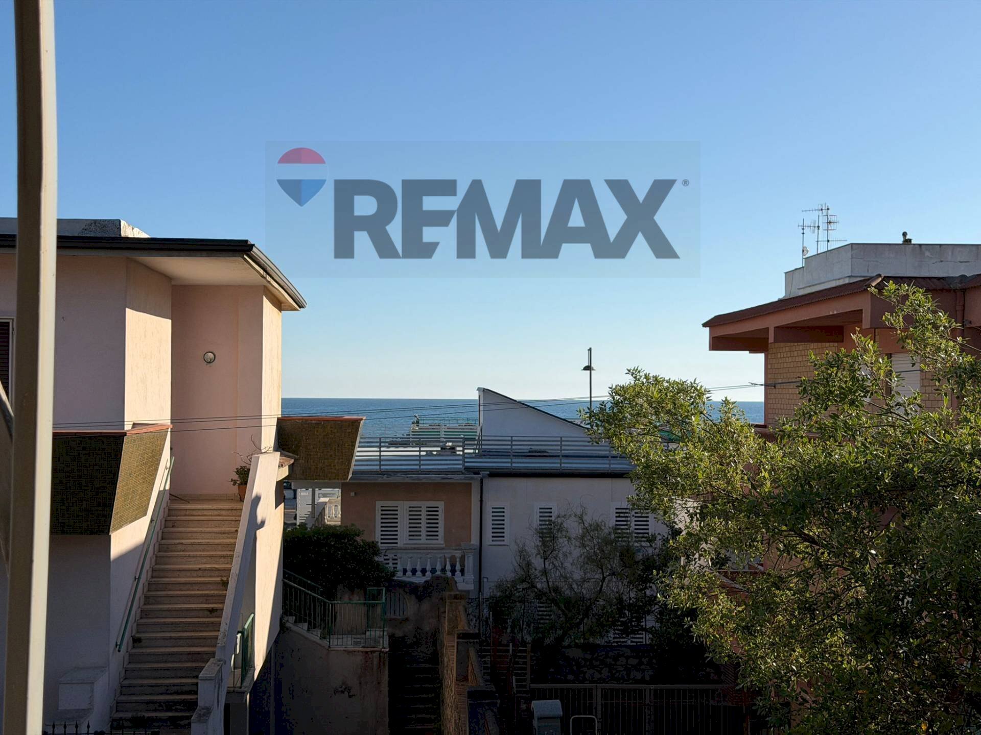Edificio all\'aperto - Three-room apartment Via Cristoforo Colombo
 
165, Minturno - photo 2