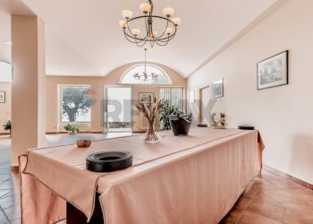 Sala da pranzo - Villa via degli ubriachi
 
snc, Sant'Angelo Romano - photo 9