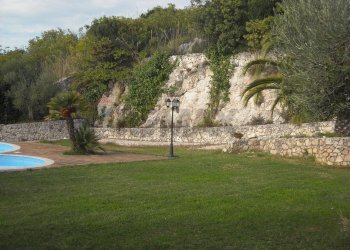 Giardino - Villa via degli ubriachi
 
snc, Sant'Angelo Romano - photo 46