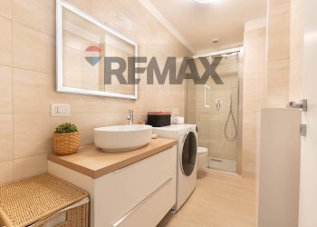 Bagno - Trilocale via Montello
 
4, Brugherio - foto 16