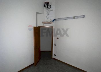 Stanza vuota - Commercial Premises Via Mariano Stabile
 
172, Palermo - photo 13