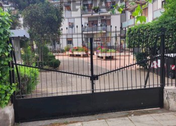 Edificio all\'aperto - Two-room apartment VIA MICHELANGELO
 
230, Palermo - photo 1