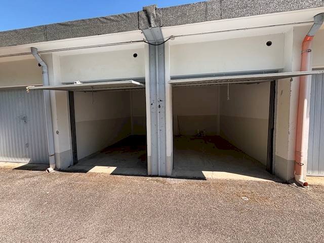 Foto 1 - Box Via Trento, Vinovo - photo 1