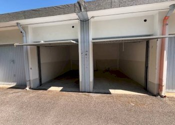 Foto 1 - Box Via Trento, Vinovo - photo 1