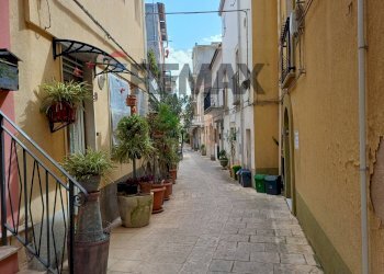 Edificio all\'aperto - Casa indipendente S. Alberto
 
9, Ragusa - foto 12