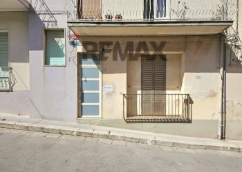 Edificio all\'aperto - Three-room apartment Via del Serbatoio
 
9, Ragusa - photo 1