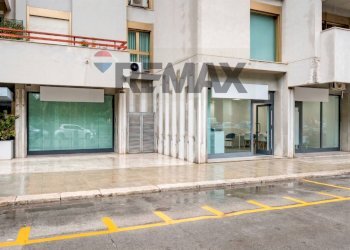 Edificio all\'aperto - Shop Piazza Unita' D'italia
 
13/G, Palermo - photo 15