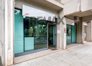 Edificio all\'aperto - Shop Piazza Unita' D'italia
 
13/G, Palermo - photo 16