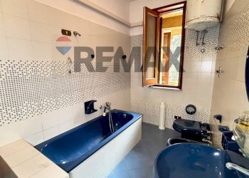 Bagno - Independent house Via vespri
 
347, Valderice - photo 31