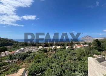 Vista delle montagne - Casa indipendente Via vespri
 
347, Valderice - foto 1