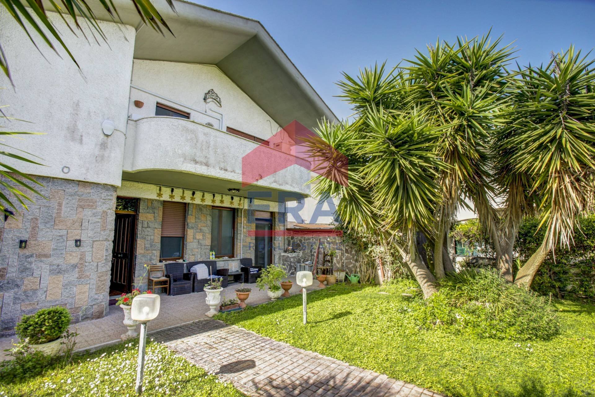 Facciata - Villa Viale Piave
 
10, Ardea - photo 2
