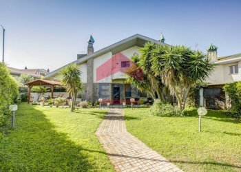 Facciata - Villa Viale Piave
 
10, Ardea - photo 1