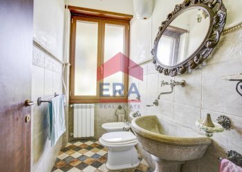 Bagno - Villa Viale Piave
 
10, Ardea - photo 13