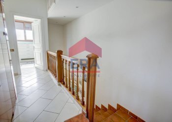 Disimpegno - Villa Viale Piave
 
10, Ardea - photo 14