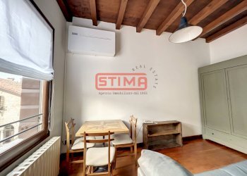 pranzo armadio e divano letto - One-room apartment Treviso - photo 3