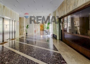 Ricezione / Lobby - One-room apartment piazza principessa clotilde
 
6, Milano - photo 18