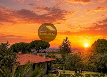 Foto 1 - Villa via di salè
 
19, Frascati - foto 1