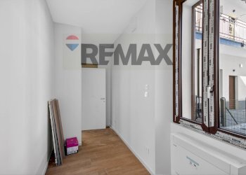 Hall / corridoio - Three-room apartment Via Montello
 
19, Lissone - photo 23