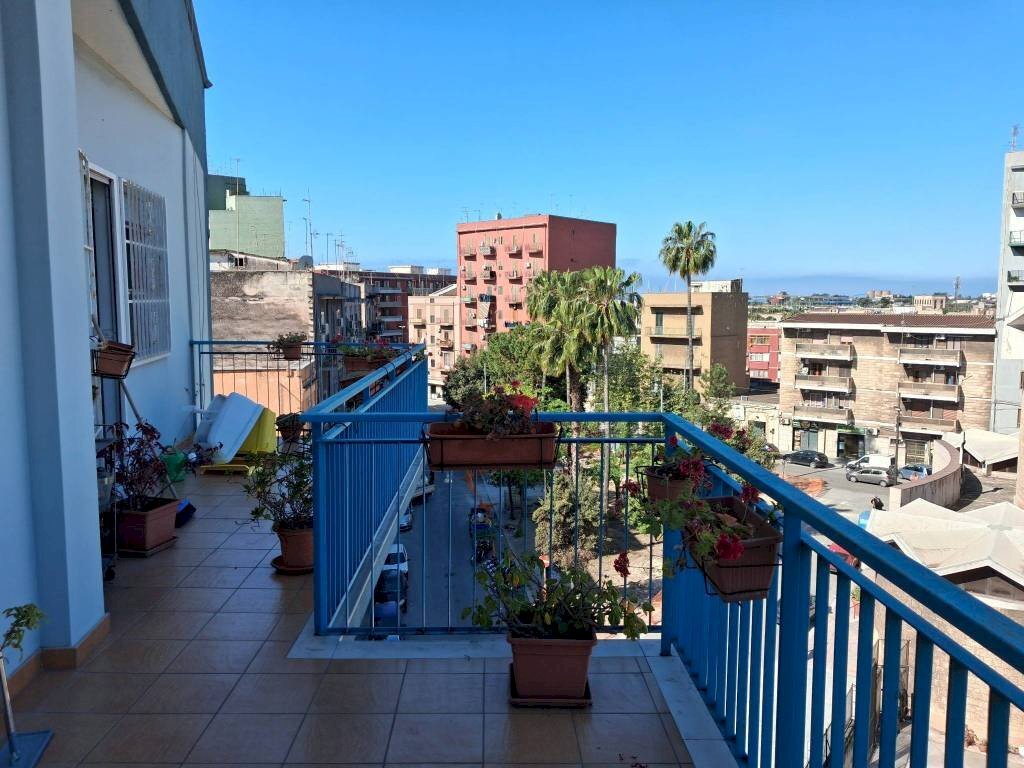 Balcone - Apartment via Generale Giorgio Basta, 62, Taranto - photo 3
