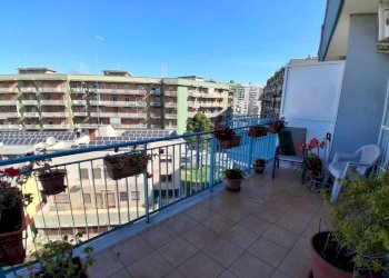 Balcone - Apartment via Generale Giorgio Basta, 62, Taranto - photo 4