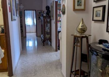 Corridoio - Apartment via Generale Giorgio Basta, 62, Taranto - photo 12