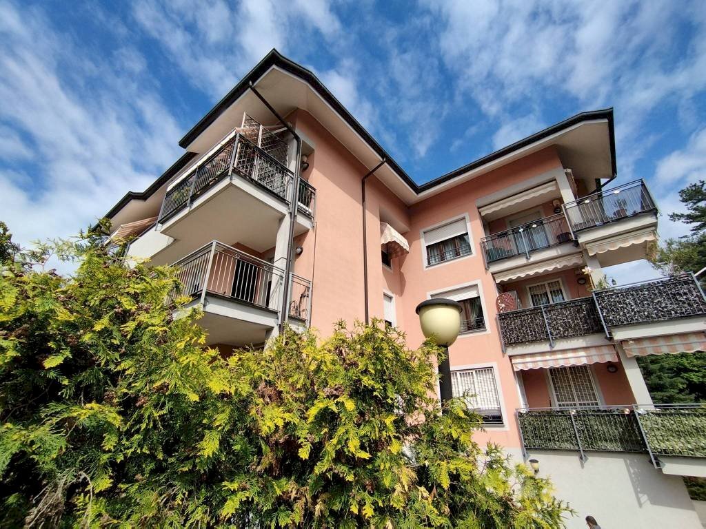 Facciata - Three-room apartment via Don Giuseppe Cottolengo, 10, Rho - photo 3