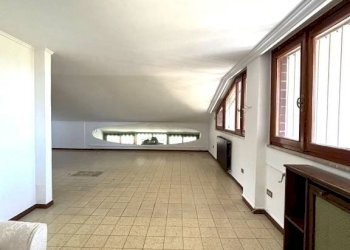 Salone - Attic via Santo Janni, Formia - photo 2