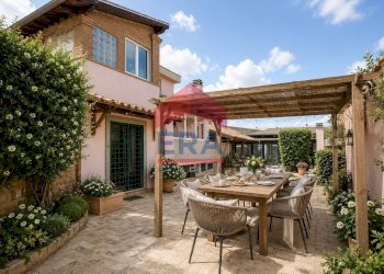 facciata 2 - Villa a Schiera Via Bronzolo, Roma - foto 2