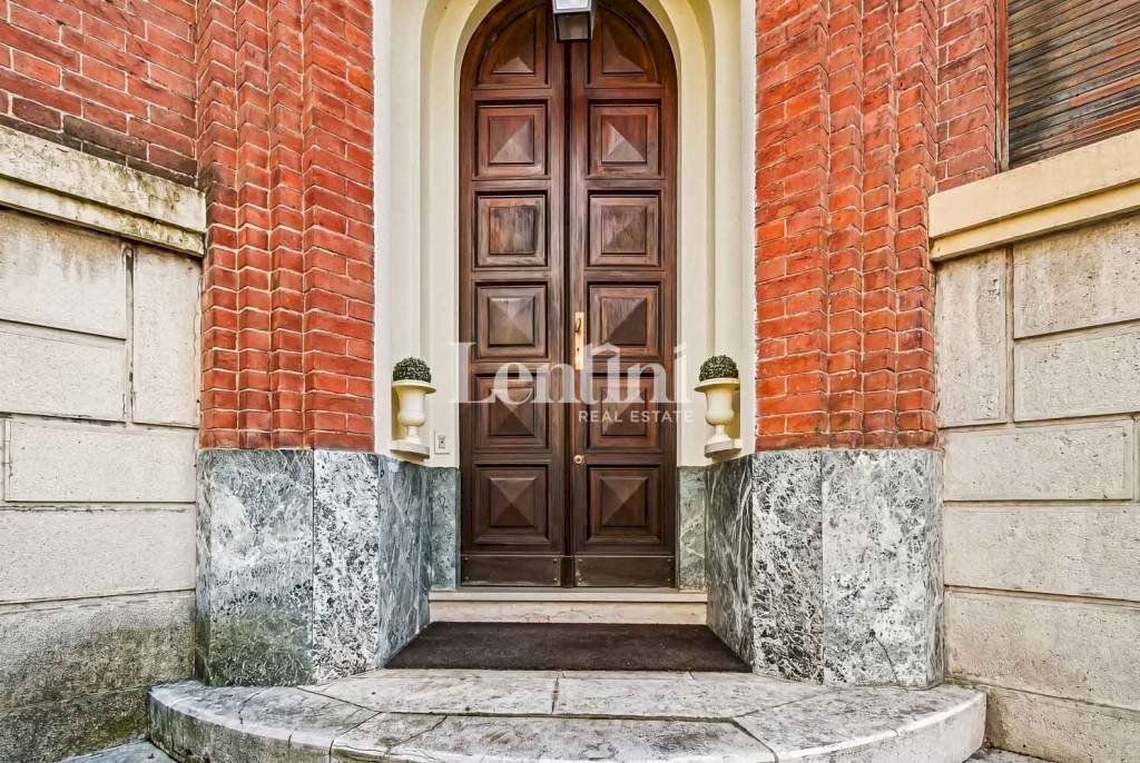 Ingresso - Villa via Cardinale Maurizio, 36, Torino (zona Borgo Po) - foto 2