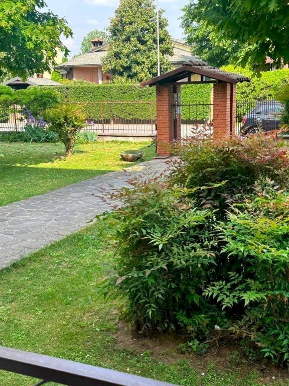 Giardino - Three-room apartment via Giulio Pastore, Motta Visconti - photo 3