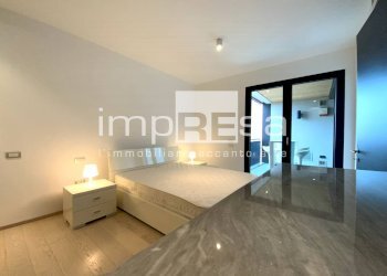Camera matrimoniale - Three-room apartment Piazza delle Istituzioni
 
42, Treviso - photo 11