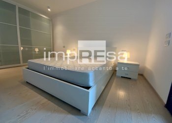 Camera matrimoniale - Three-room apartment Piazza delle Istituzioni
 
42, Treviso - photo 12