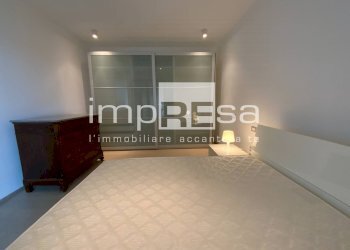Camera matrimoniale - Three-room apartment Piazza delle Istituzioni
 
42, Treviso - photo 13